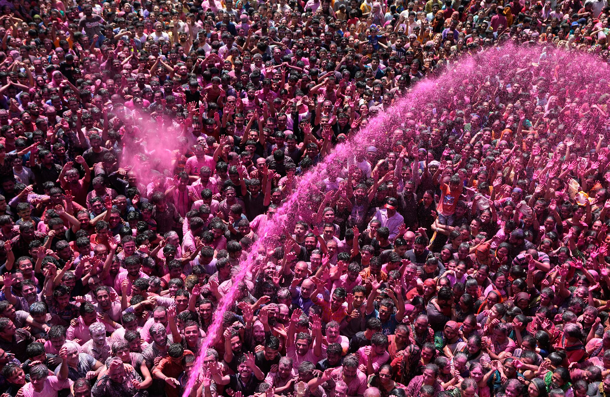 En imágenes : los colores del festival Holi en India
