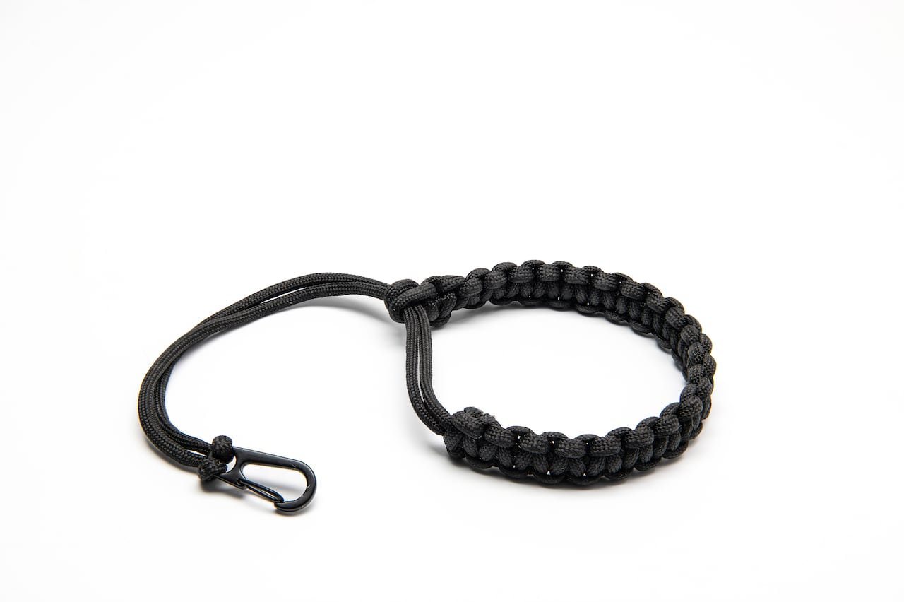 Pulsera negra