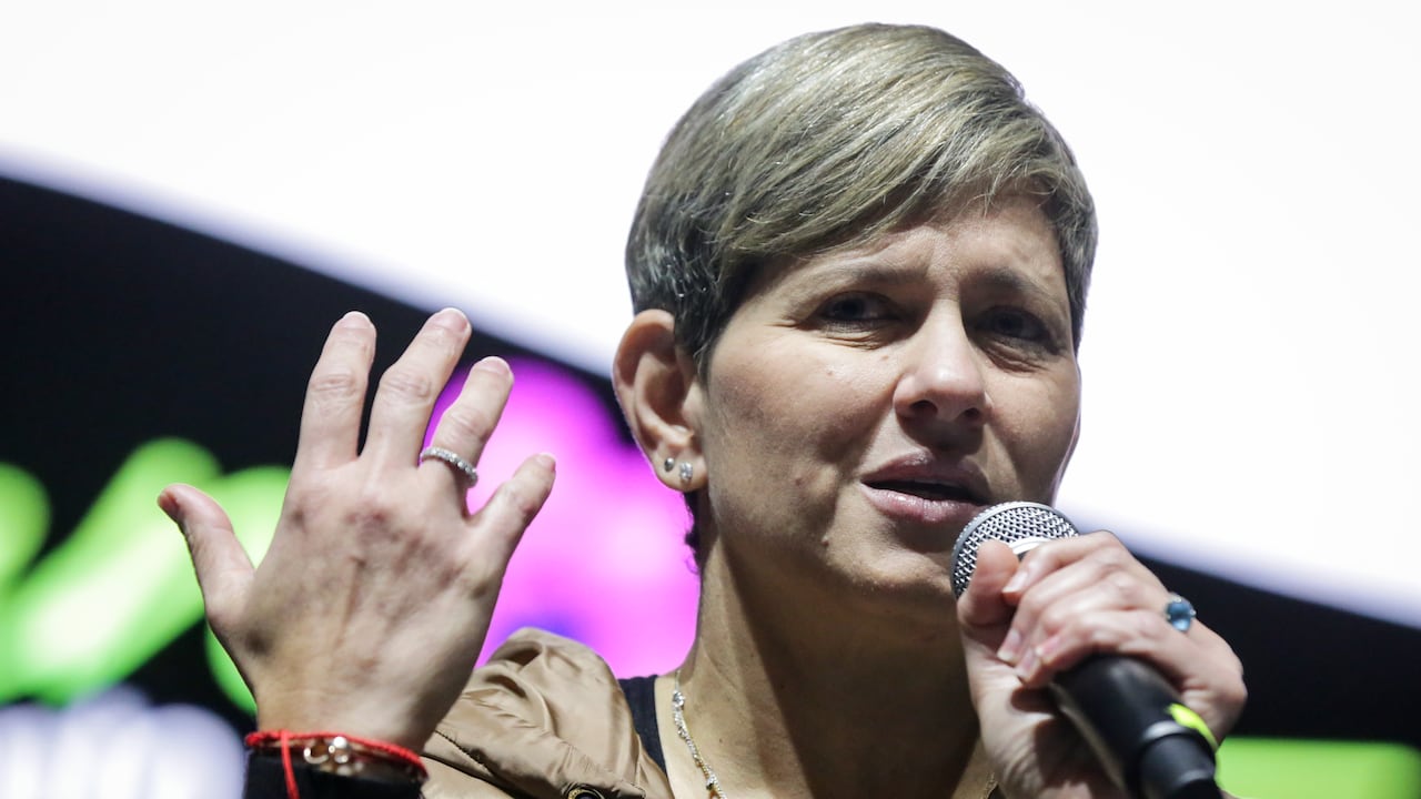 Advierten que los contratos derivados del cargo de primera dama deben examinarse con lupa.