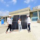 En total se instalarán 734 paneles solares especiales para climas húmedos, de los cuales 510 van en el techo del hospital y 224 estarán en una estructura en los parqueaderos externos.