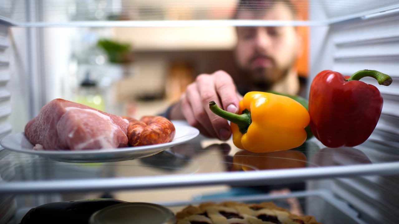 Carne de cerdo en la nevera