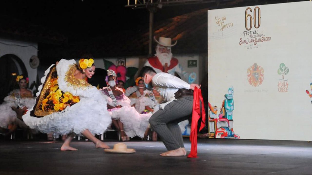 Chats demostrarían el supuesto fraude en la elección de la Reina Nacional del Bambuco, en Huila