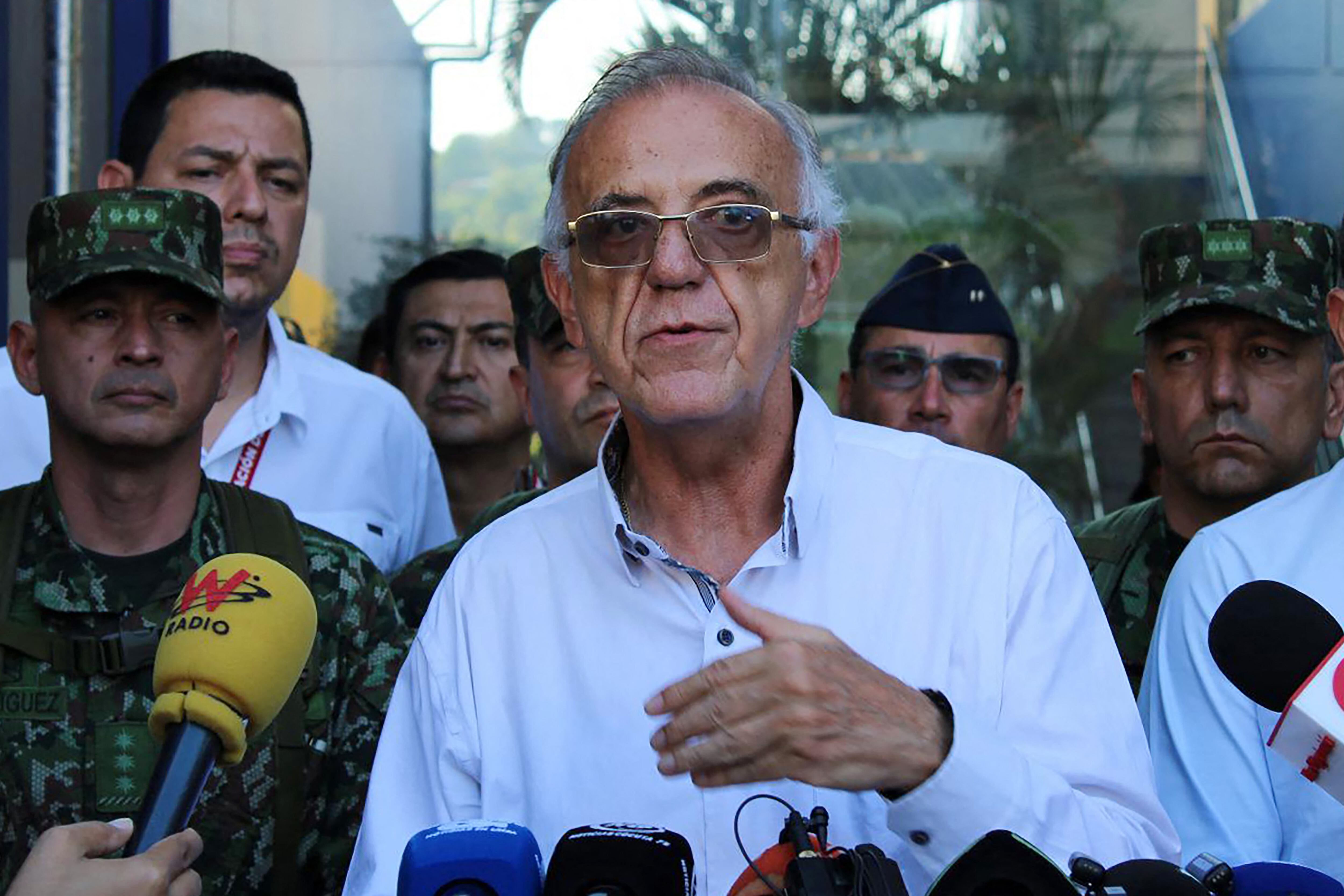 MinDefensa anuncia que en Consejo de Ministros se definirá si hay o no estado de excepción por crisis en el Catatumbo