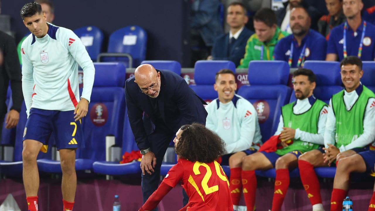 Luis de la Fuente y Marc Cucurella, entrenador y jugador de la Selección de España