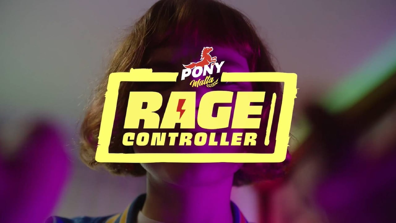 Cuando la app identifica algún comportamiento de ira, comienza a alertar a los jugadores por medio de notificaciones push.