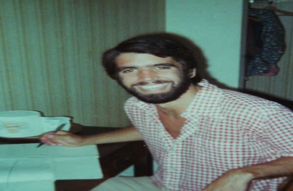 Desde su juventud Enrique Peñalosa siempre ha usado barba.