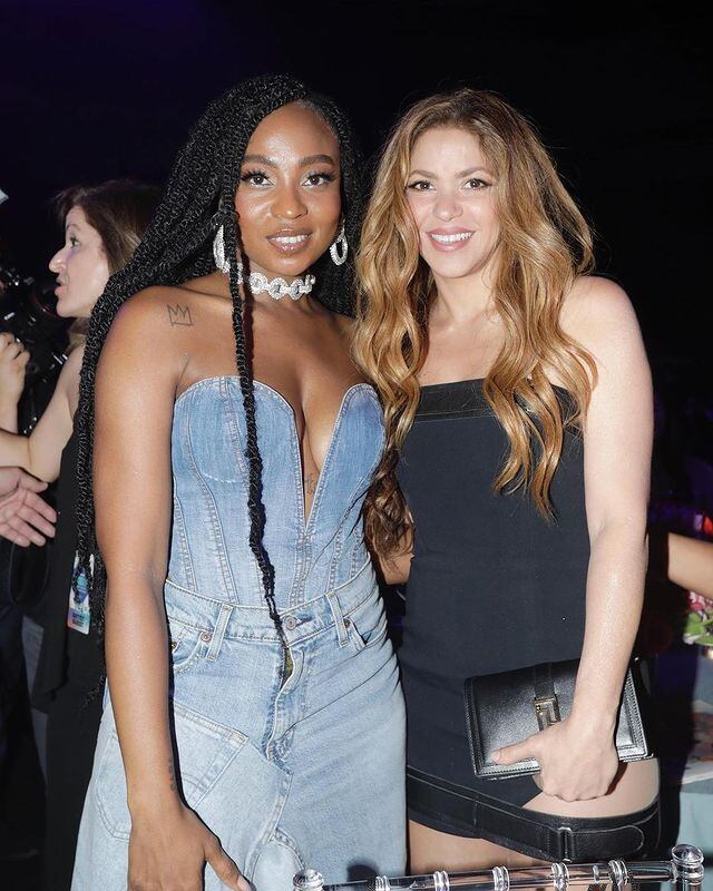 Goyo se acercó a Shakira para expresarle su admiración