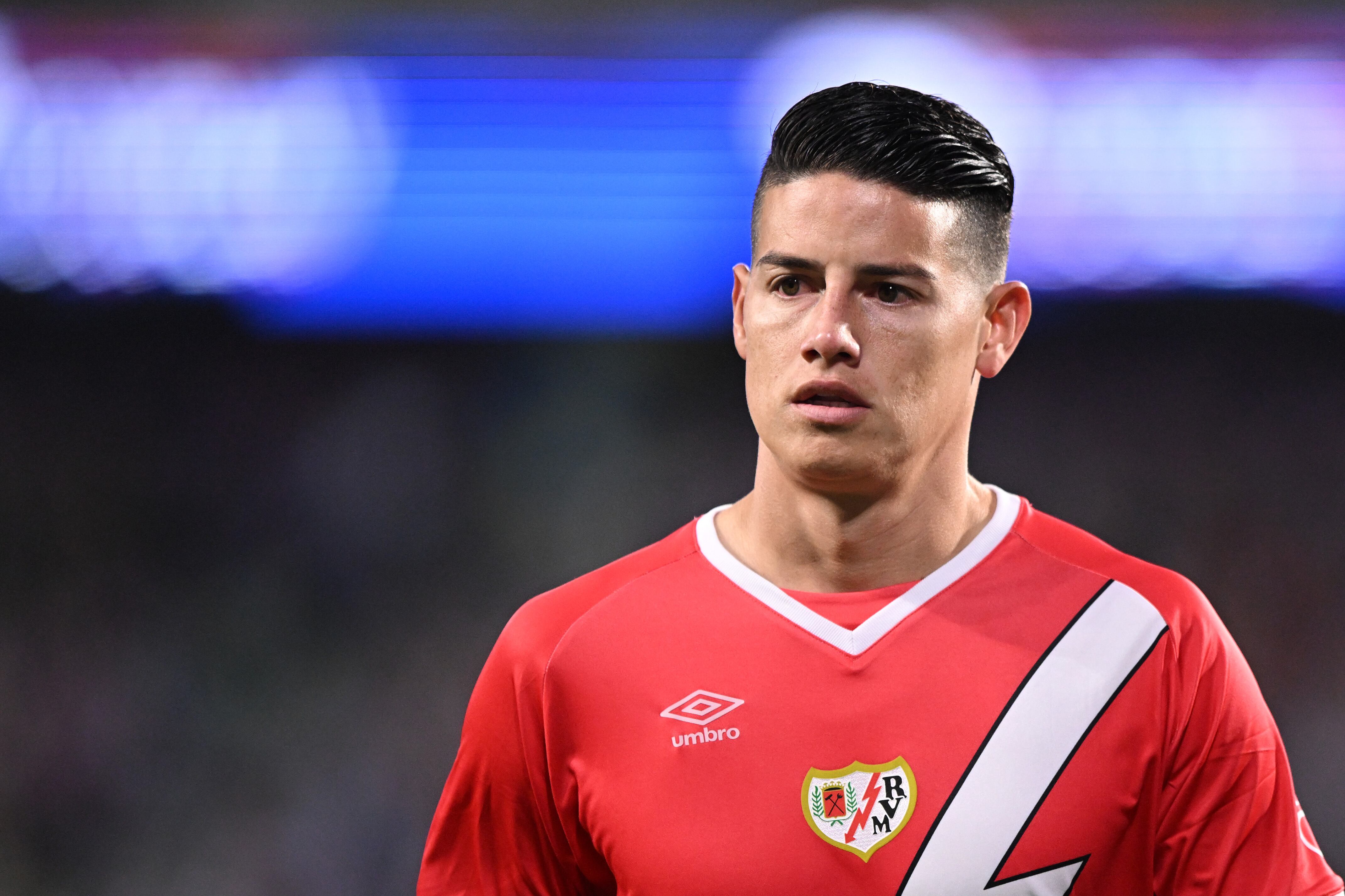VALLADOLID, SPAIN - OCTOBER 5: James Rodriguez of Rayo Vallecano  during the LaLiga EA Sports  match between Real Valladolid v Rayo Vallecano at the Estadio Nuevo Jose Zorrilla on October 5, 2024 in Valladolid Spain (Photo by Cesar Ortiz/Soccrates/Getty Images)