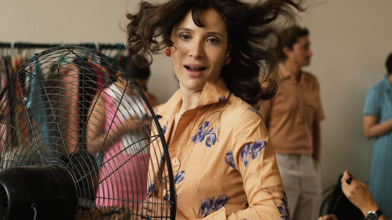 “ISABEL: LA HISTORIA ÍNTIMA DE LA ESCRITORA ISABEL ALLENDE”