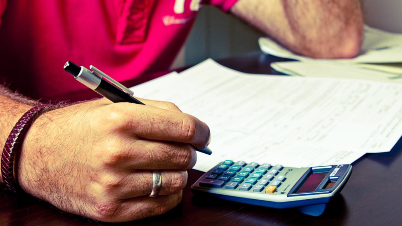 Conozca si es un residente con obligación fiscal.