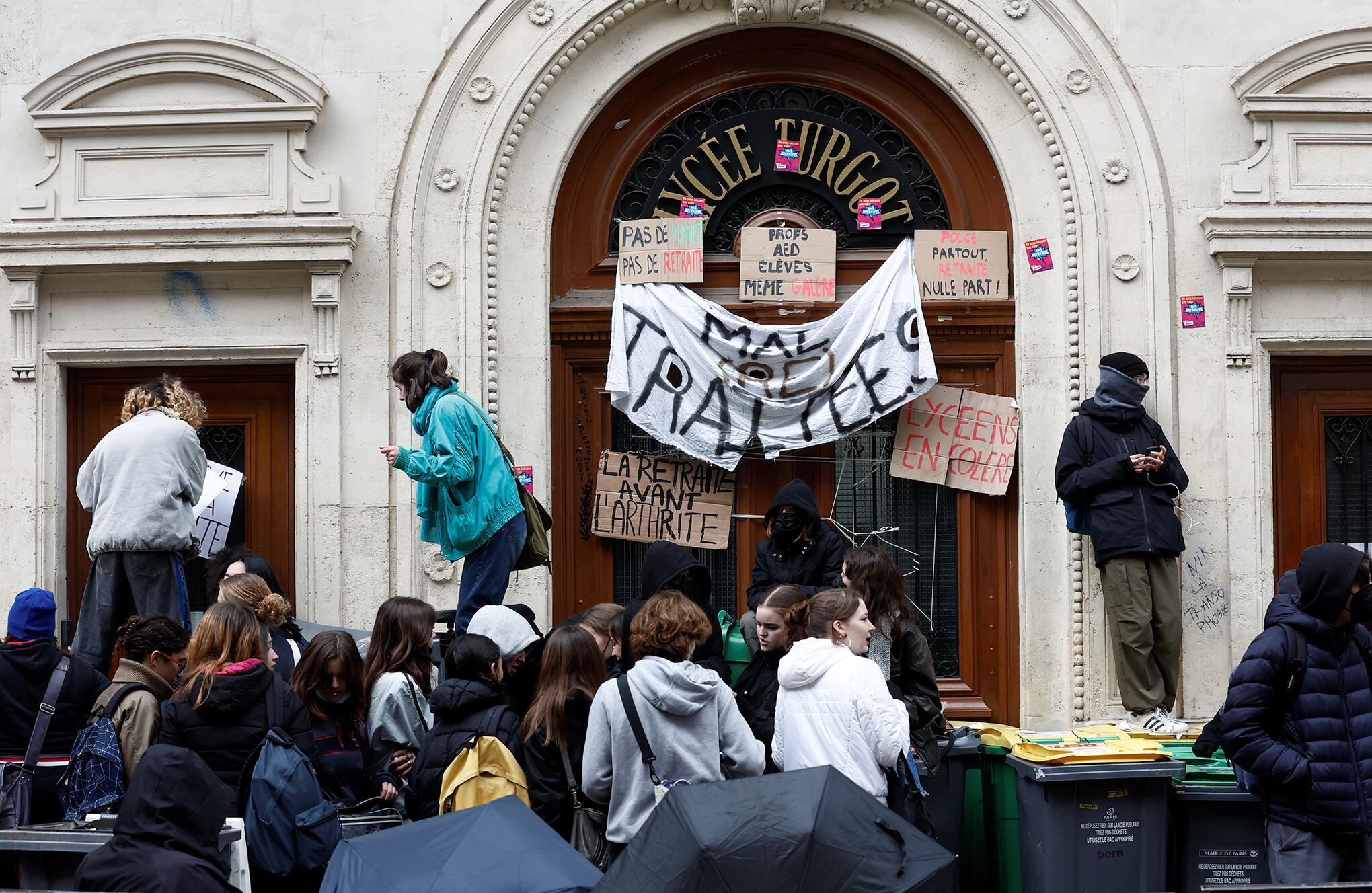 Más de un millón se manifiestan contra la reforma de las pensiones en Francia