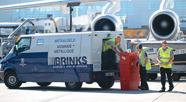 Muchas de esas transportadoras llevan valores a todo el mundo.
