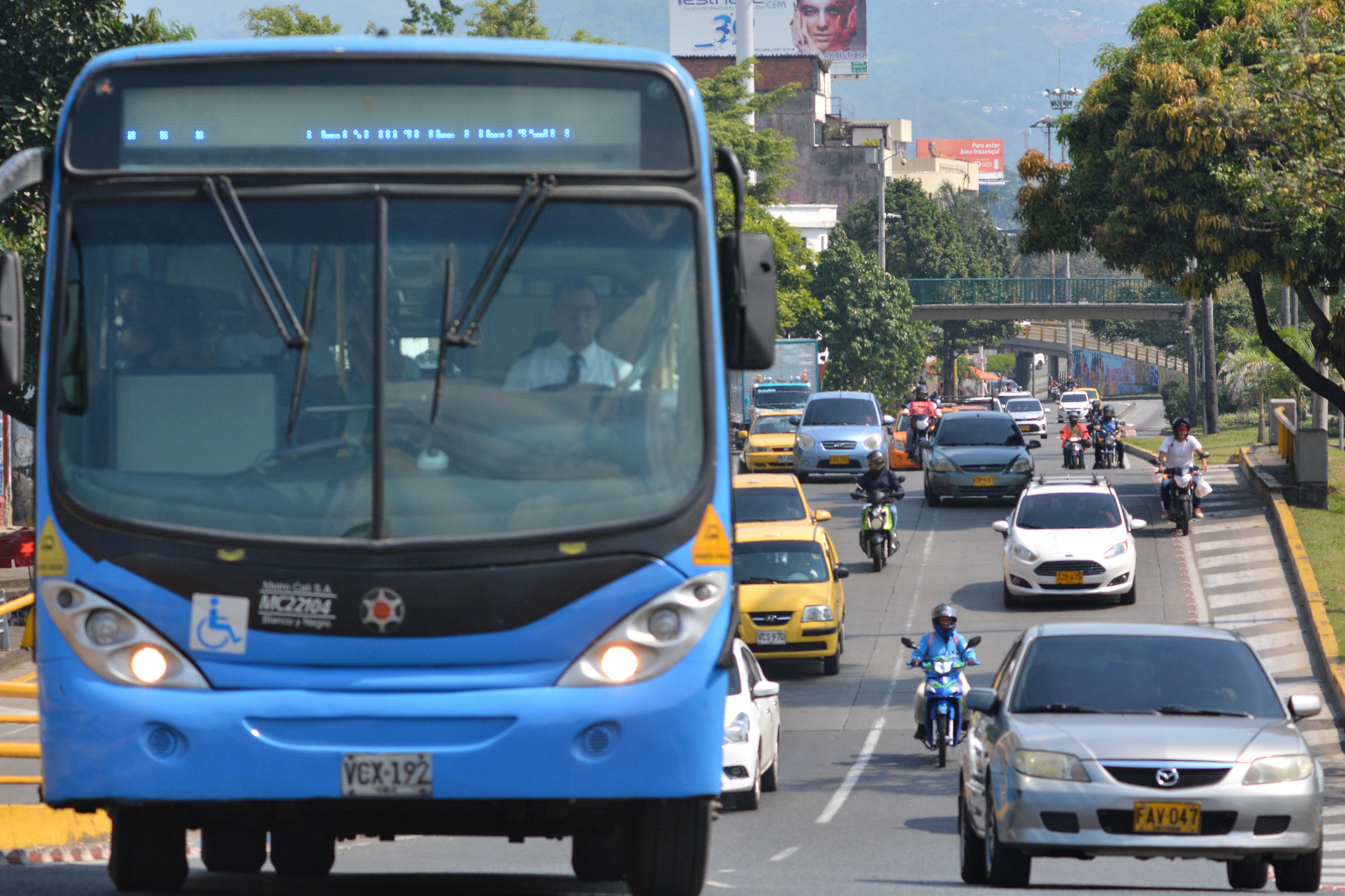 El presidente de Metrocali Oscar Ortiz, explicó la propuesta que tienen para salvar al MIO la cual consiste en unificar varios sistemas de transporte en uno solo, con el fin de tener mas usuarios.