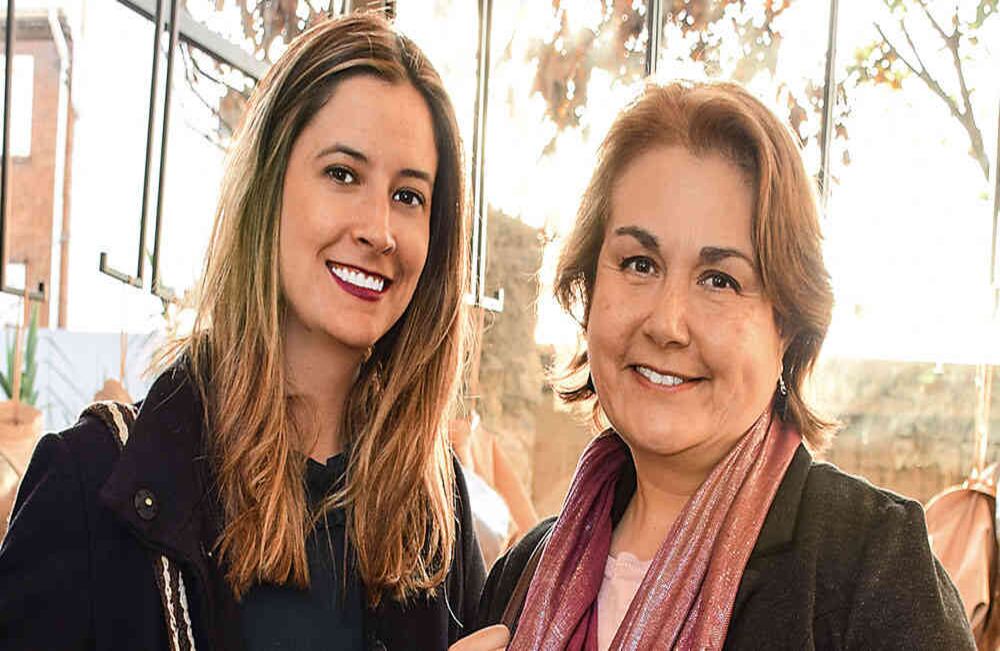 Giselle Amador y María Claudia Hernández.