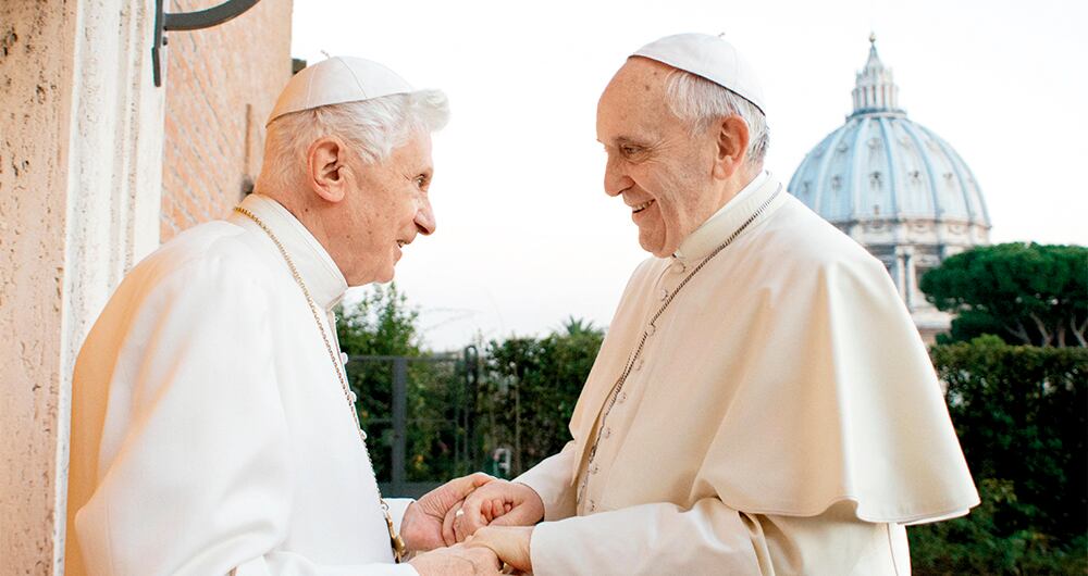 Los Papas se confesaron y sus versiones causan revuelo.