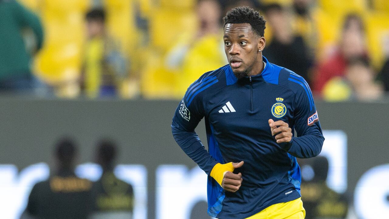 Jhon Jader Durán en entrenamiento previo a un juego con Al-Nassr