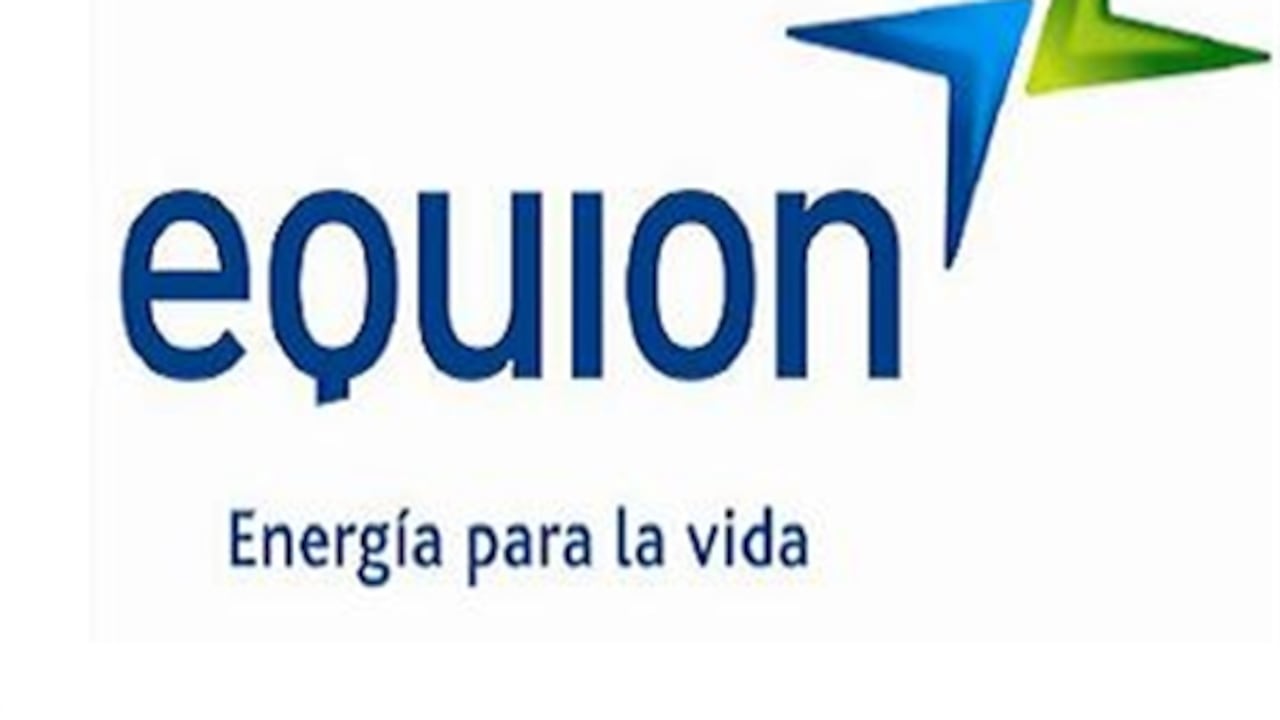 Los colores azules puros y verdes luminosos buscan también evidenciar los atributos de energía natural y el valor por el medio ambiente con el que cuenta Equión.