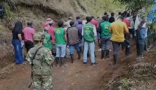 Las tropas del Ejército Nacional se retiraron debido a la asonada.