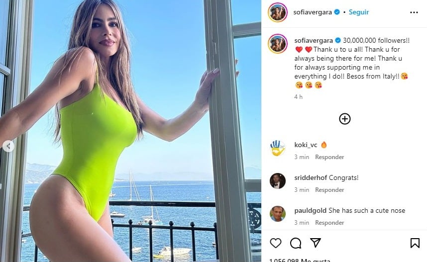 Sofía Vergara se mostró despampanante en vestido de baño en sus redes sociales. Foto: Instagram @sofiavergara