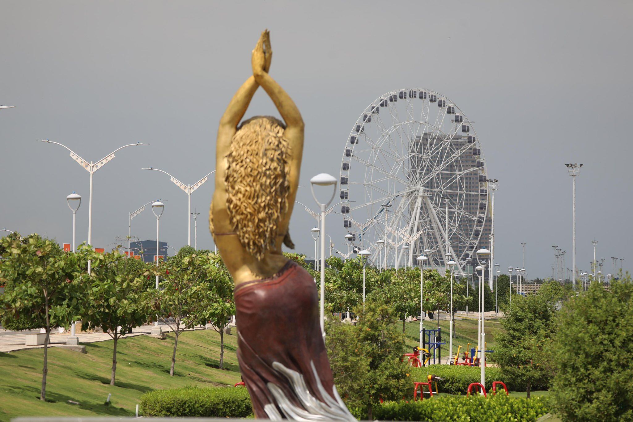 Visitar la Luna del Río es un nuevo plan que se suma a las cosas por hacer en la ciudad mientras invita a los ciudadanos a ver a Barranquilla desde el río, ofreciendo una vista panorámica que permite redescubrir la geografía, el patrimonio urbano y cultural.