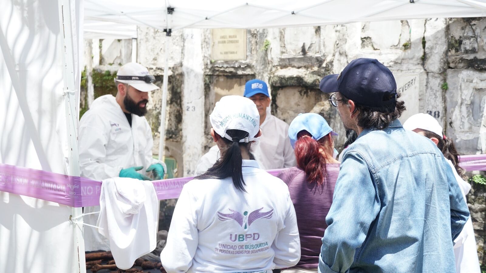 Unidad de Búsqueda recupera 21 cuerpos en cementerio de Bucaramanga; corresponderían a personas desaparecidas tras la Operación Berlín