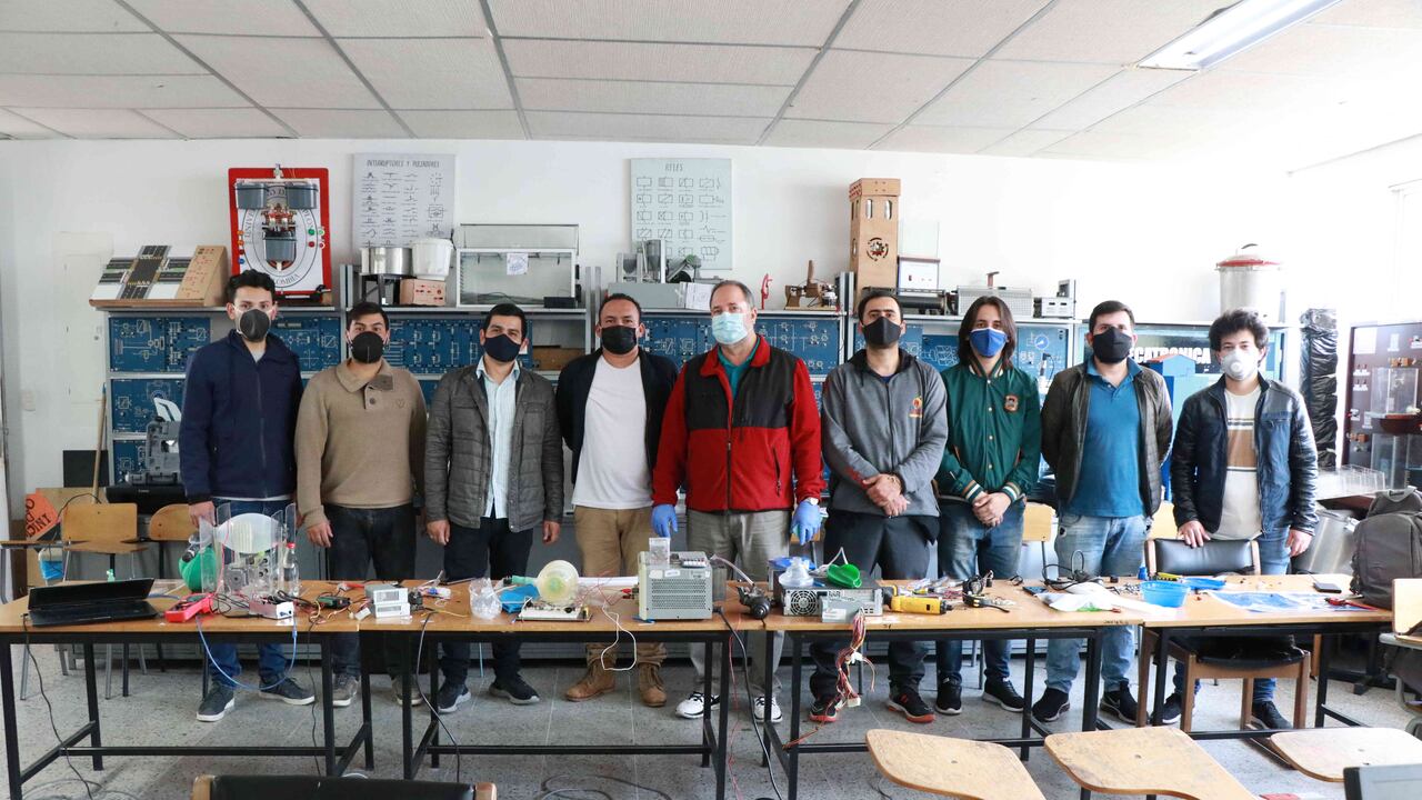 Egresados e investigadores de la Universidad de Pamplona diseñaron, en alianza con otras entidades, un prototipo de respirador mecánico artificial.