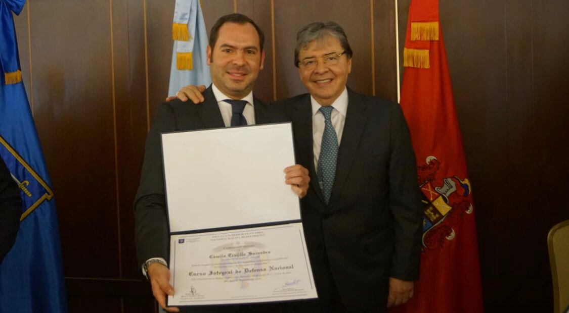 Hijo de Carlos Holmes Trujillo, Camilo Trujillo Saavedra, suena como nuevo viceministro de Defensa