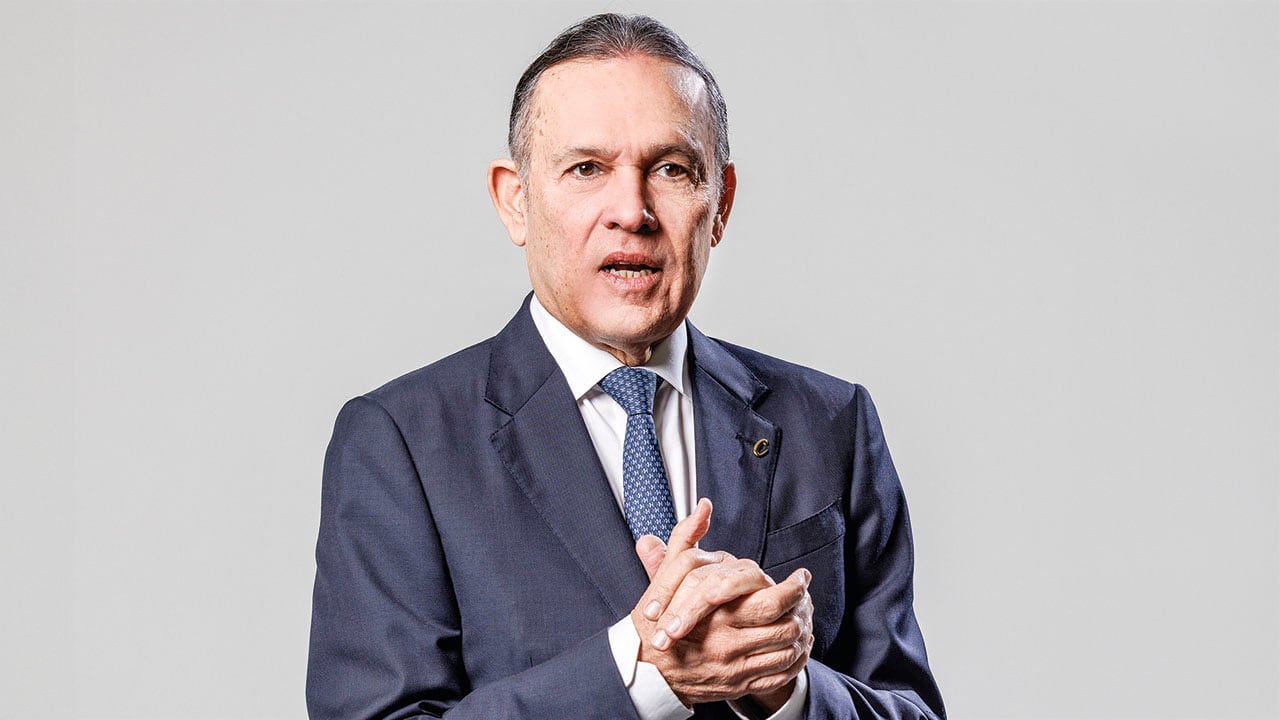 Efraín CepedaSenador