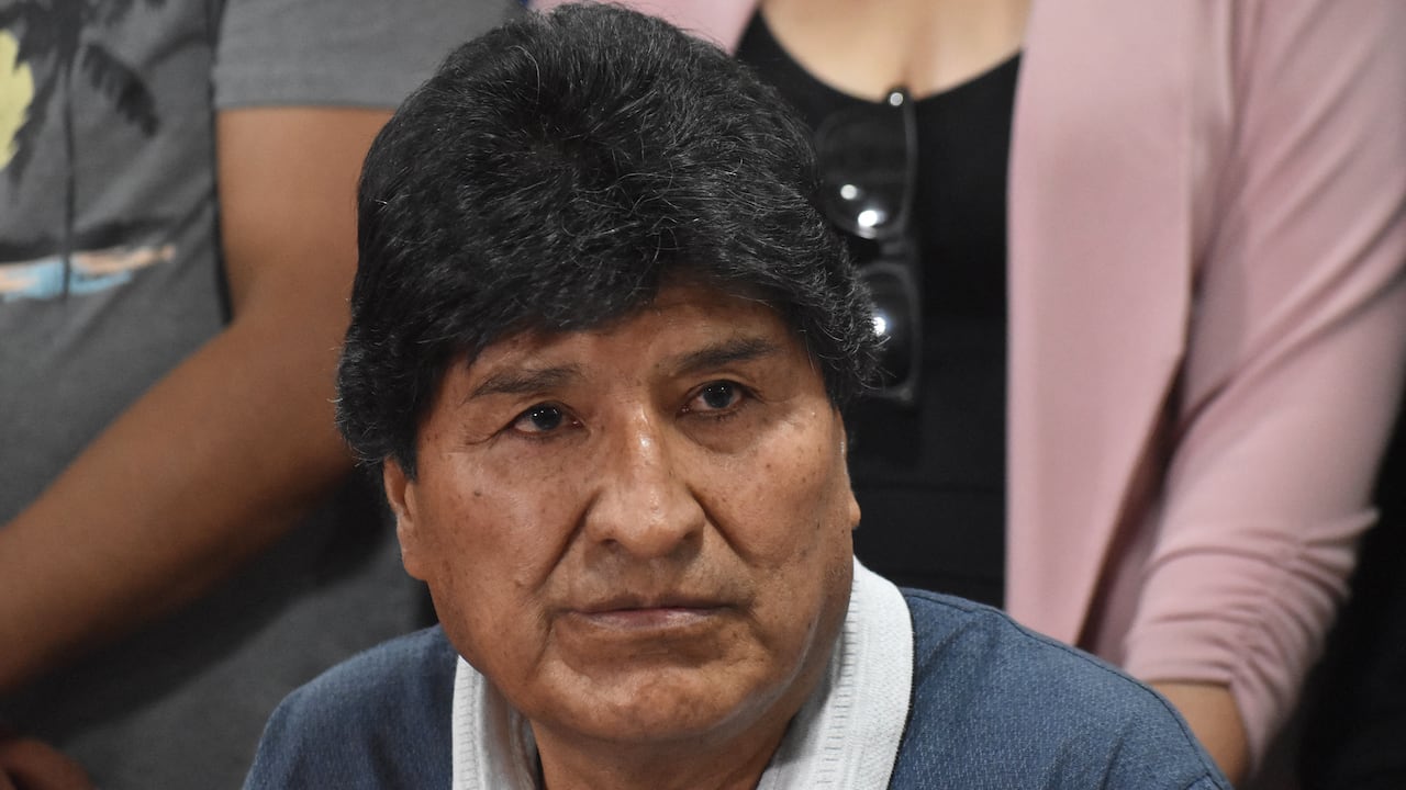 Morales no se ha presentado a reiterados requerimientos de la justicia y se ha resguardado en su feudo cocalero.
