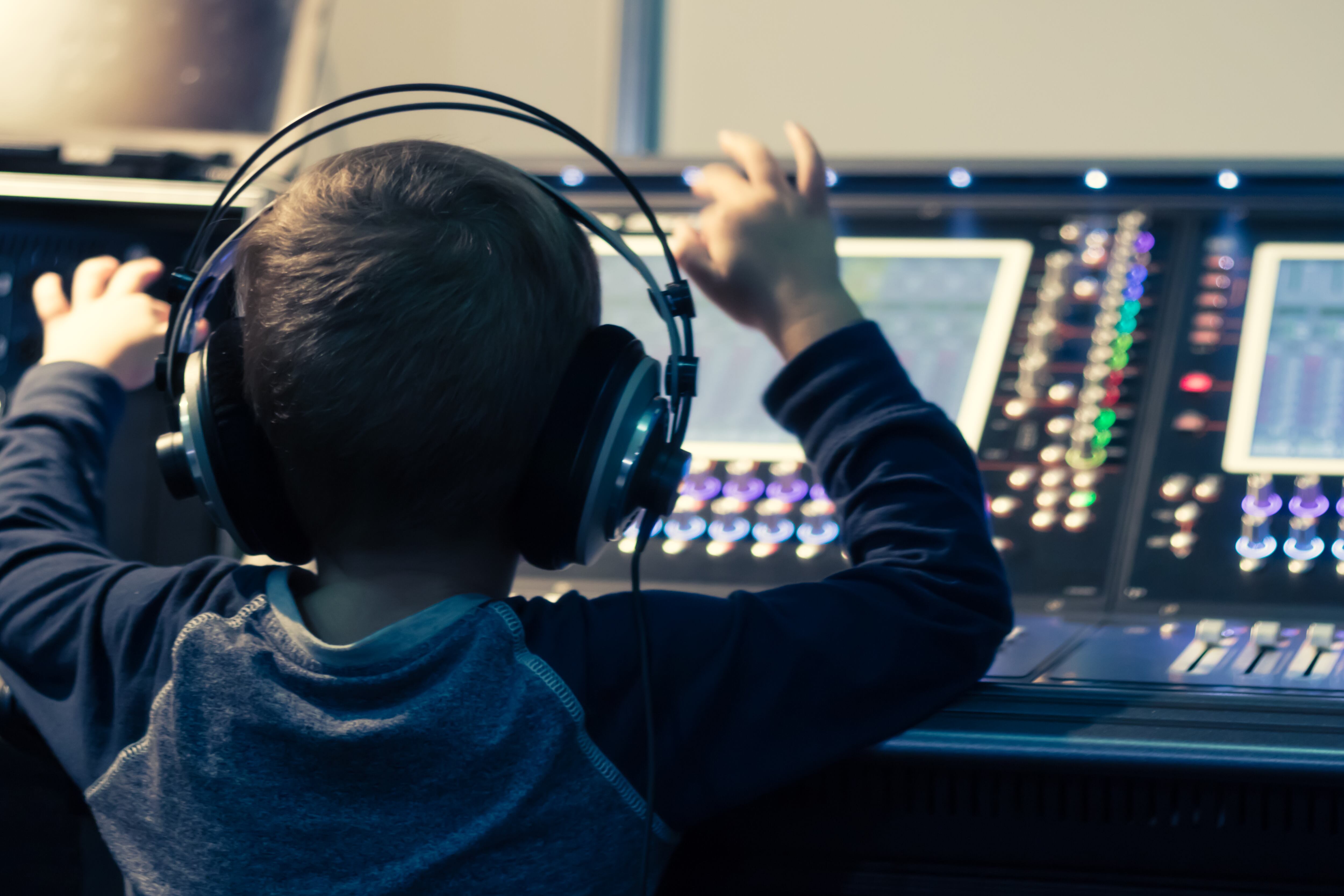 En total, el programa Ground Kids ha logrado llegar a cerca de 4.000 mil niños en colegios y fundaciones de Armenia, Tebaida, Calarcá y Montenegro.