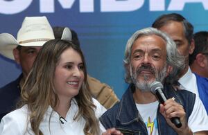 Paloma Valencia con su fórmula vicepresidencial, Juan Daniel Oviedo.
