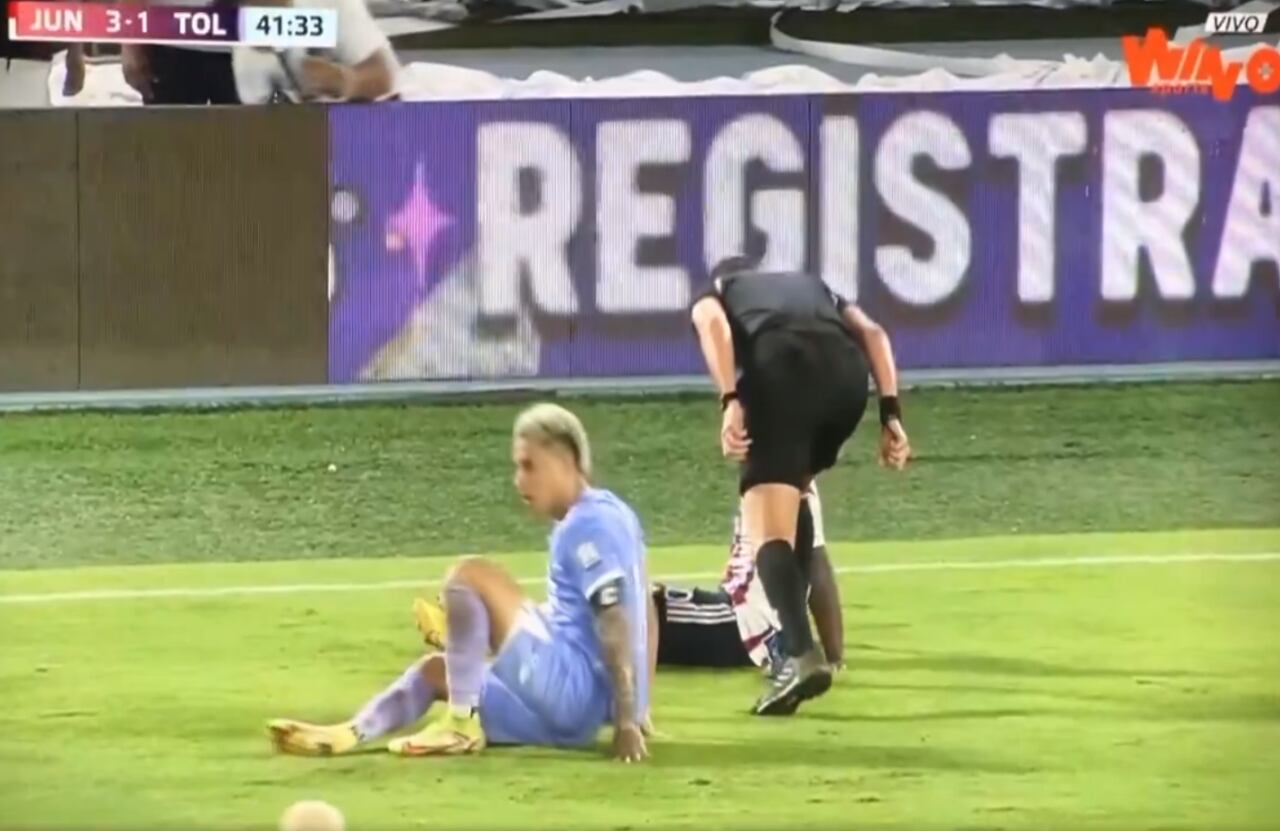 Wilmar Roldán encaró un jugador de Junior en Liga Betplay