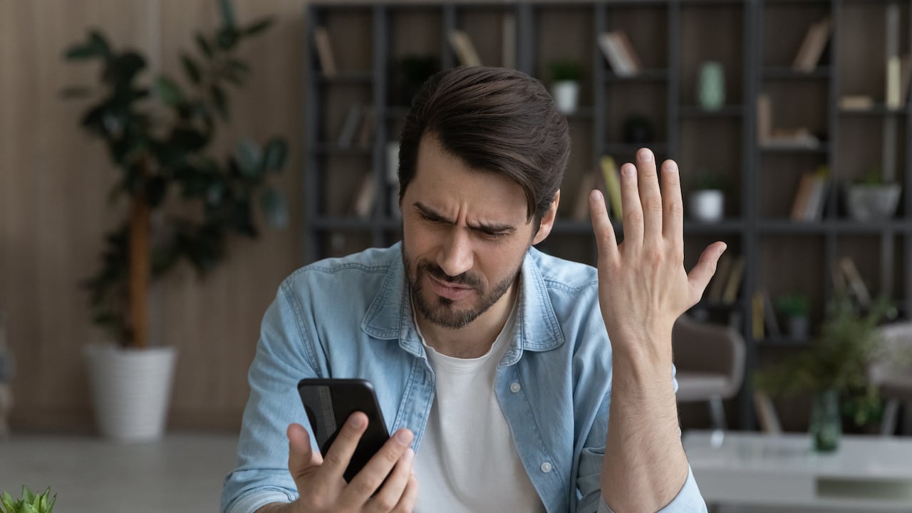 El riesgo de ciberataques en el celular es cada vez más serio.