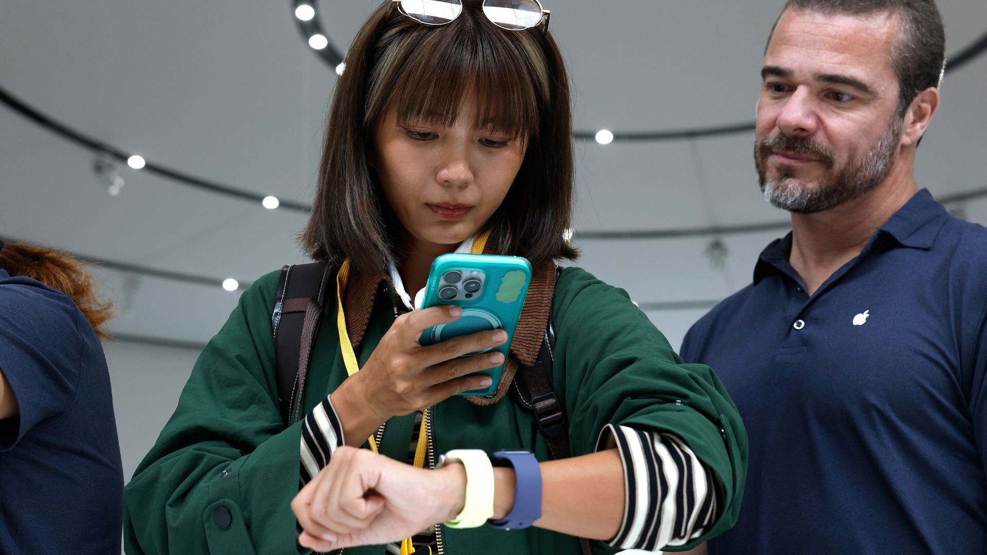 WatchOS 26 se lanzará el 15 de septiembre con el nuevo diseño Liquid Glass.