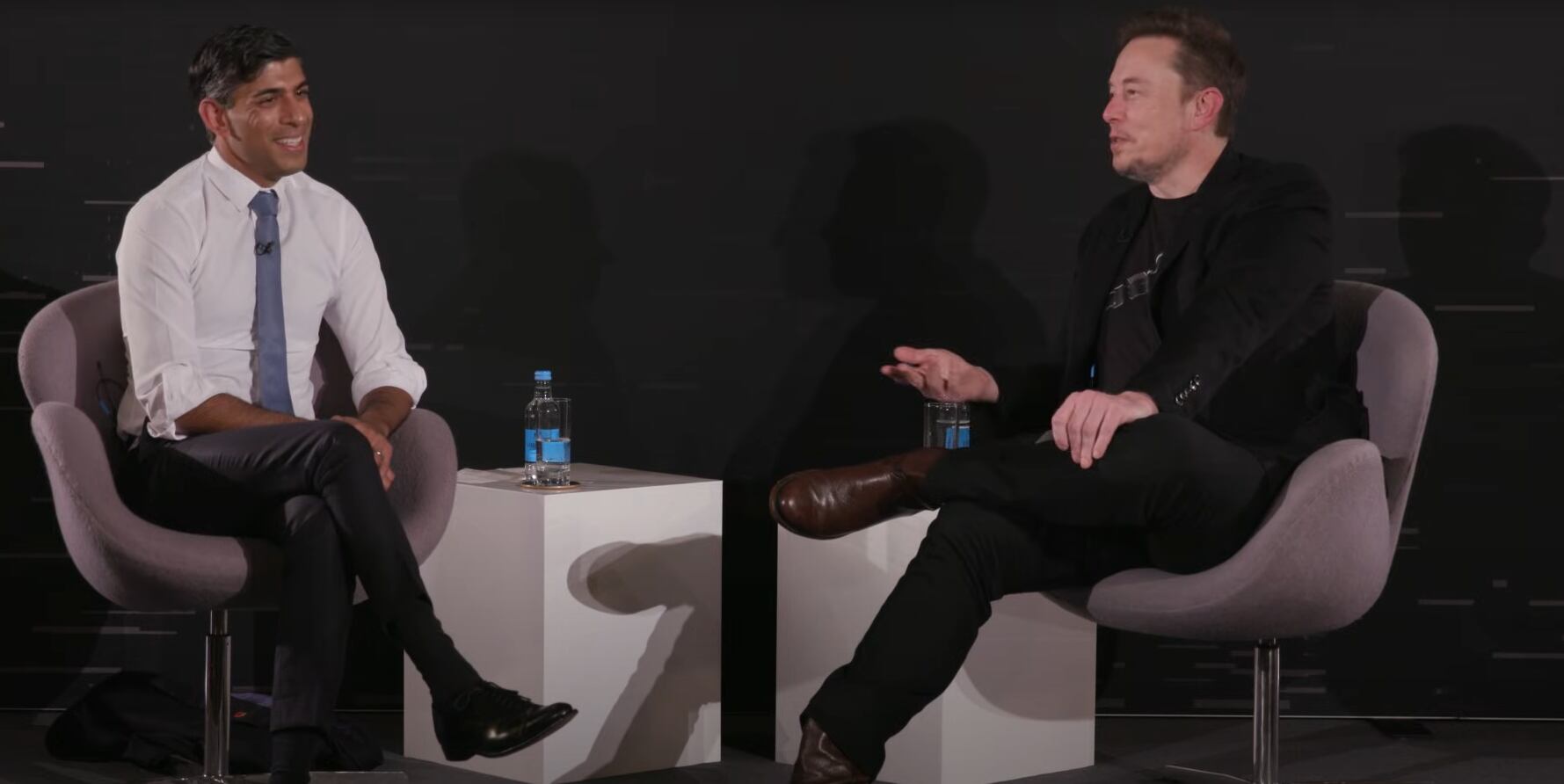 La conversación entre Elon Musk y Rishi Sunak dejó entrever un futuro dominado por máquinas capaces de realizar todas las tareas humanas.