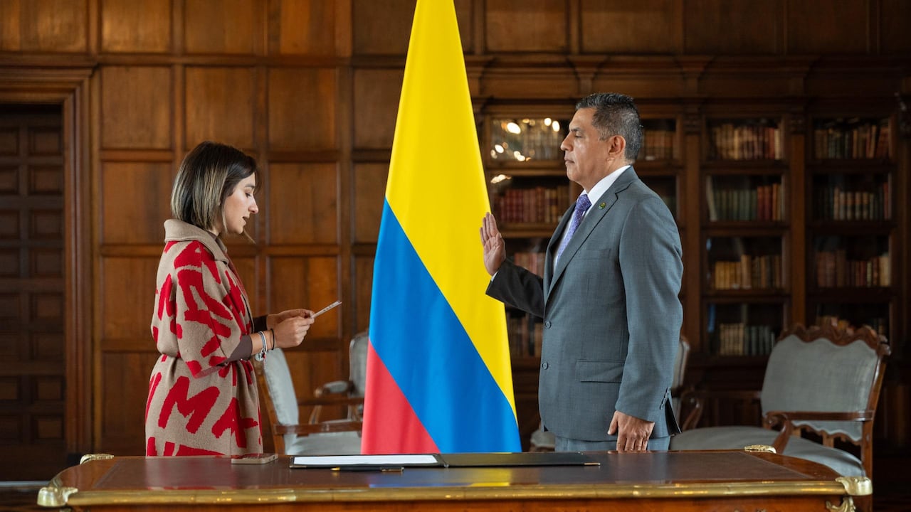 Jorge Iván Ospina fue posesionado.
