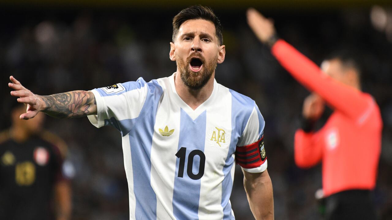 Mala suerte para los hinchas: Messi no estará en el juego de Argentina contra Venezuela.