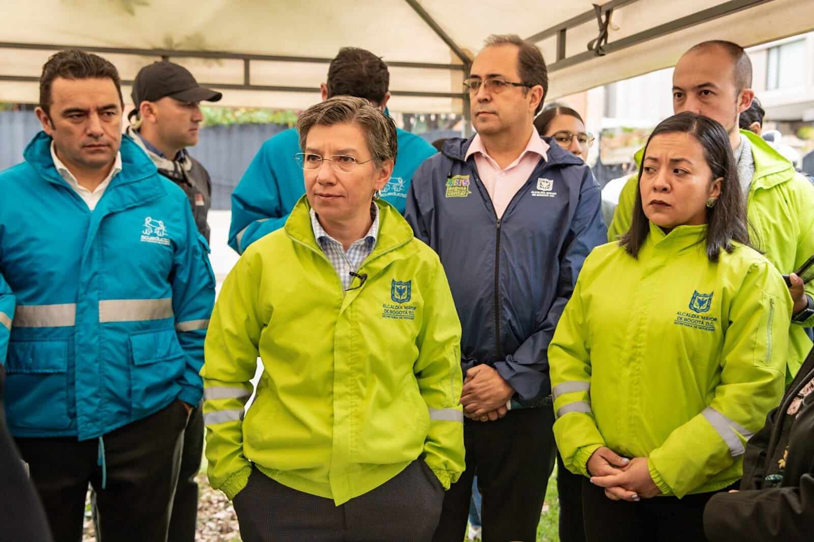 Alcaldesa Claudia López visitando las obras de valorización.
