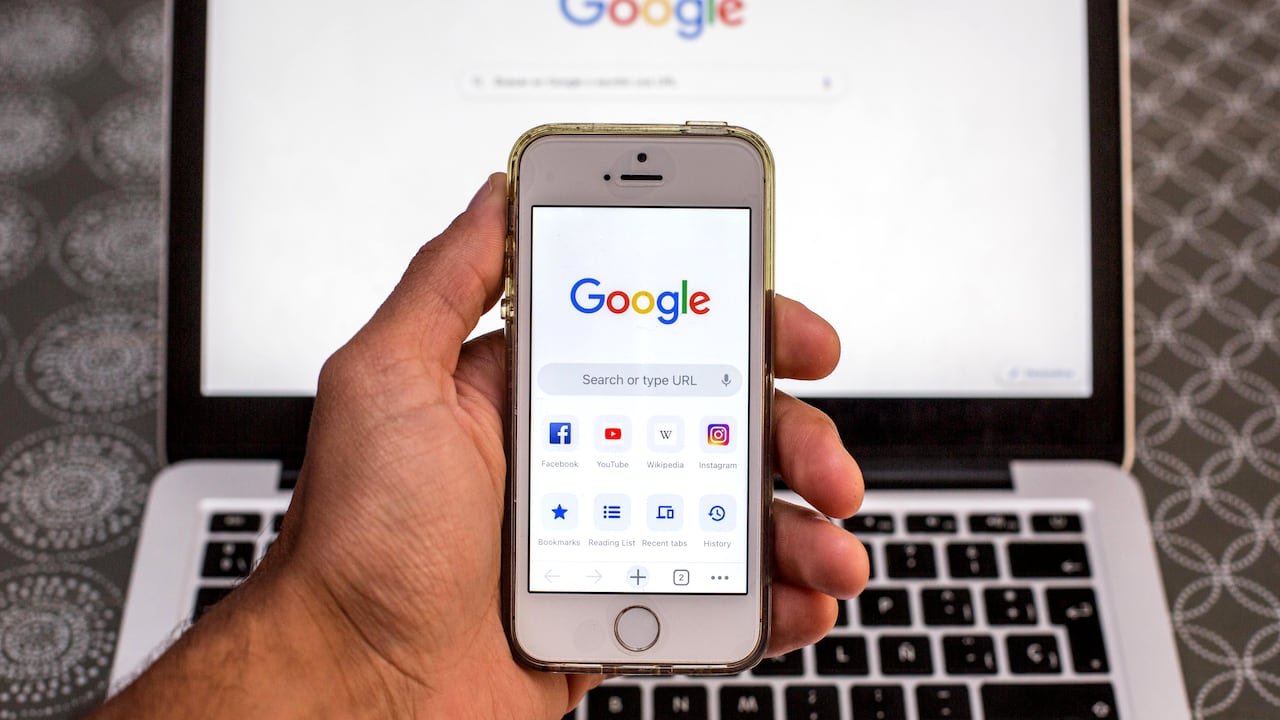 Los expertos recomiendan que para hacer efectiva para reparación de Google Chrome, es necesario actualizar el sistema a la última versión para Windows, Mac y Linux.