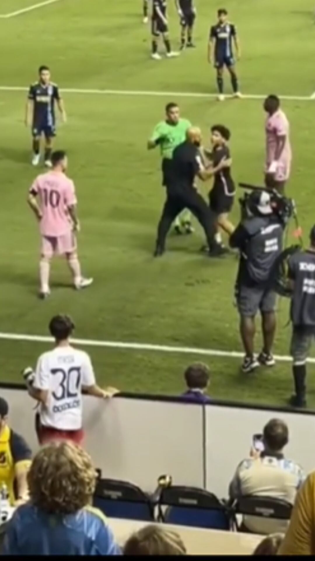 El guardaespaldas de Lionel Messi es un exmiembro de las Fuerzas Armadas de Estados Unidos