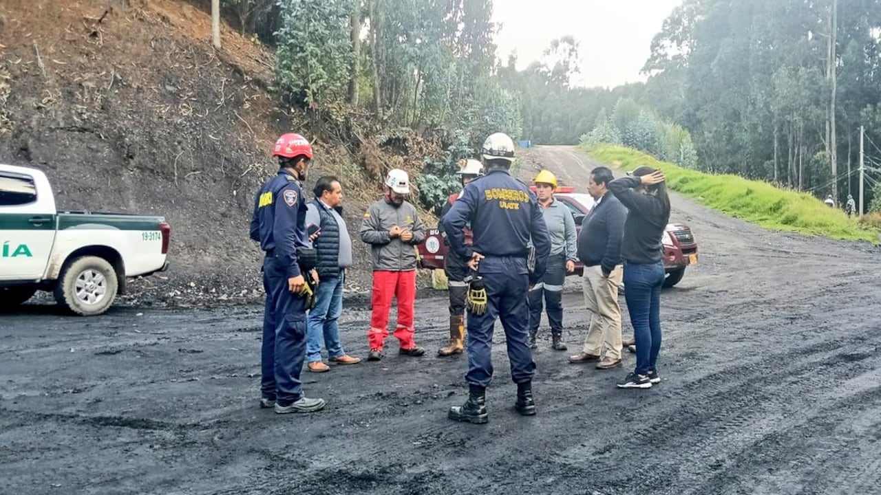 Emergencia en mina de carbón de Sutatausa, 15 mineros trabajaban en el socavón, 12 quedaron atrapados.