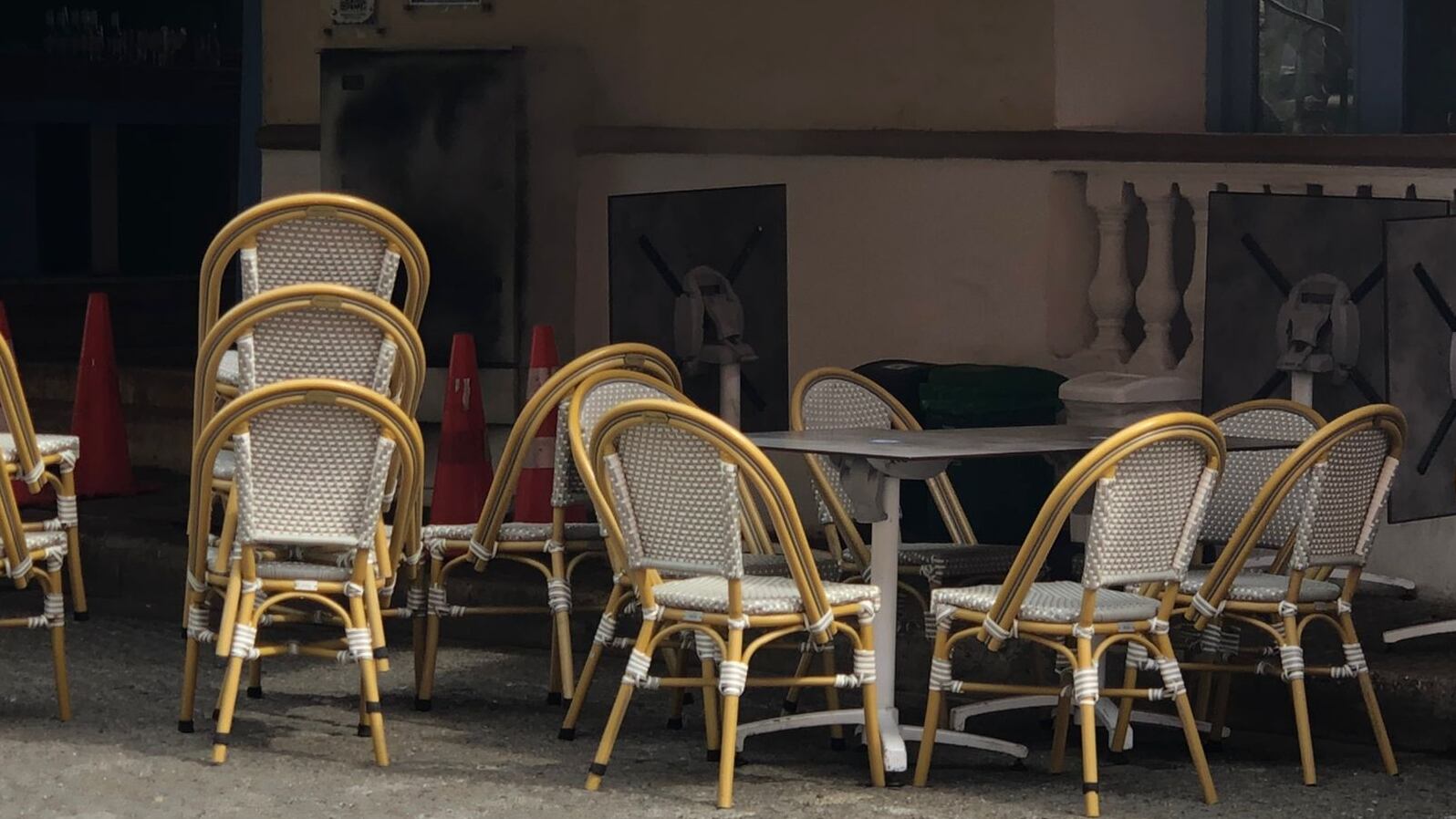 La zona donde ocurrió la emergencia se encuentra sin el servicio de energía.