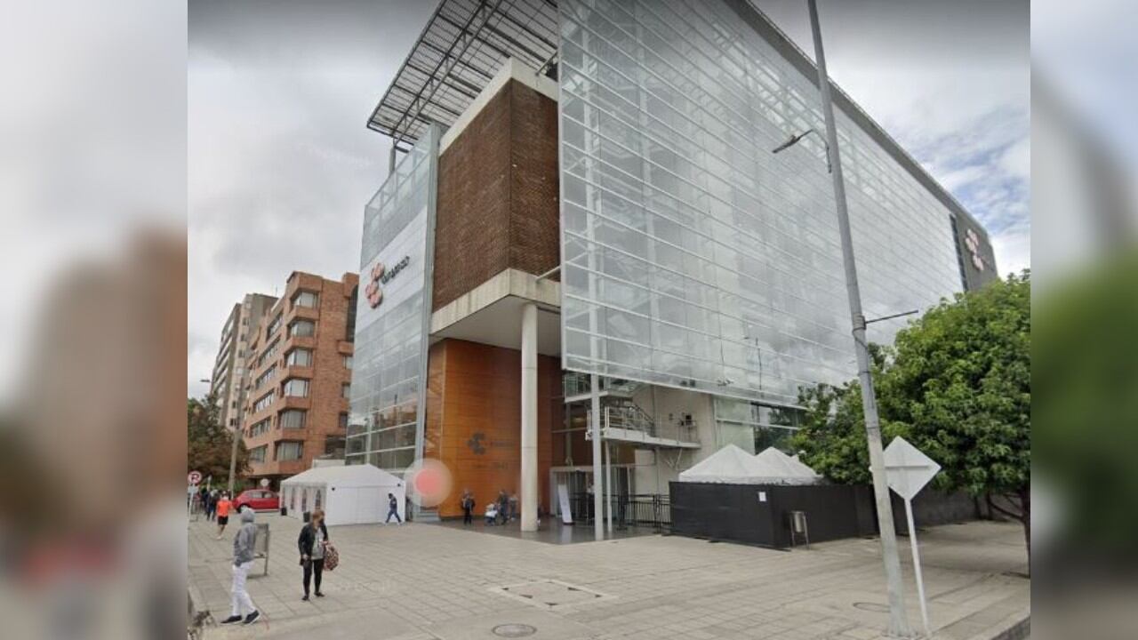 Un joven se suicidó al lanzarse del séptimo piso del Compensar de la 94 con Autopista Norte. Imagen de referencia.