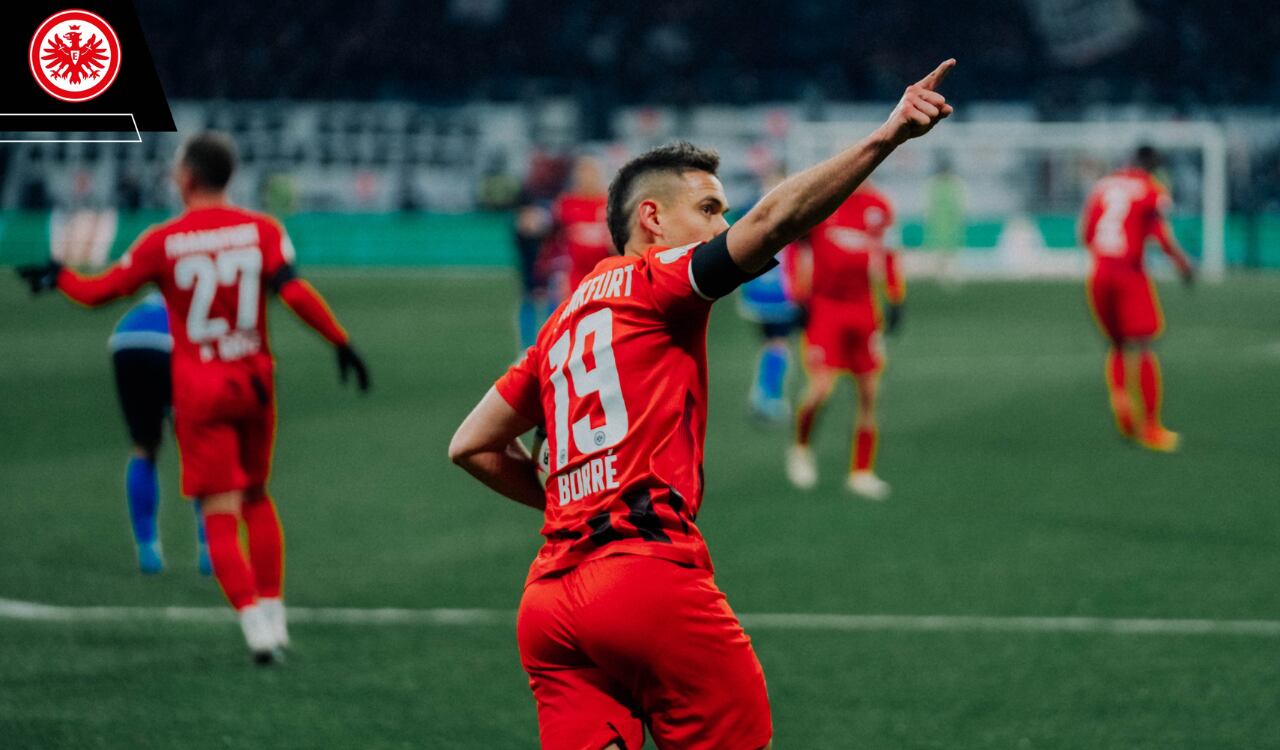 Rafael Santos Borré se desliga de las críticas con goles en Alemania.