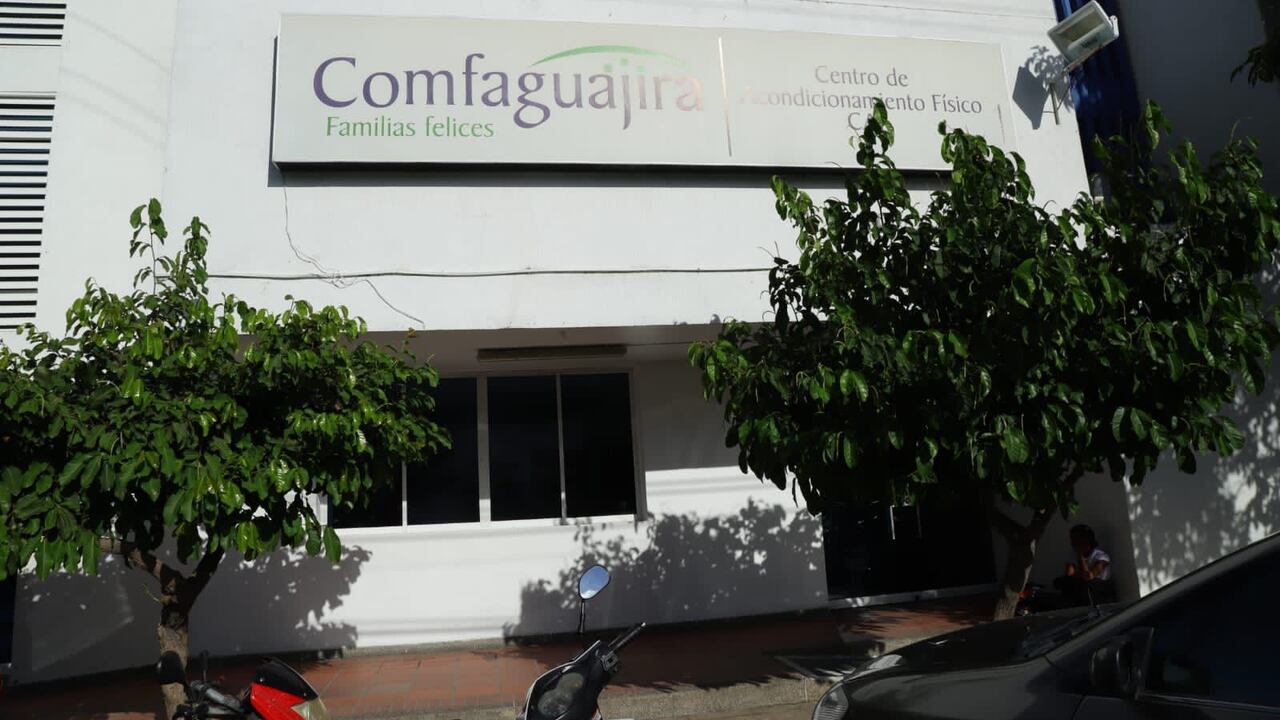 Fachada de Comfaguajira.