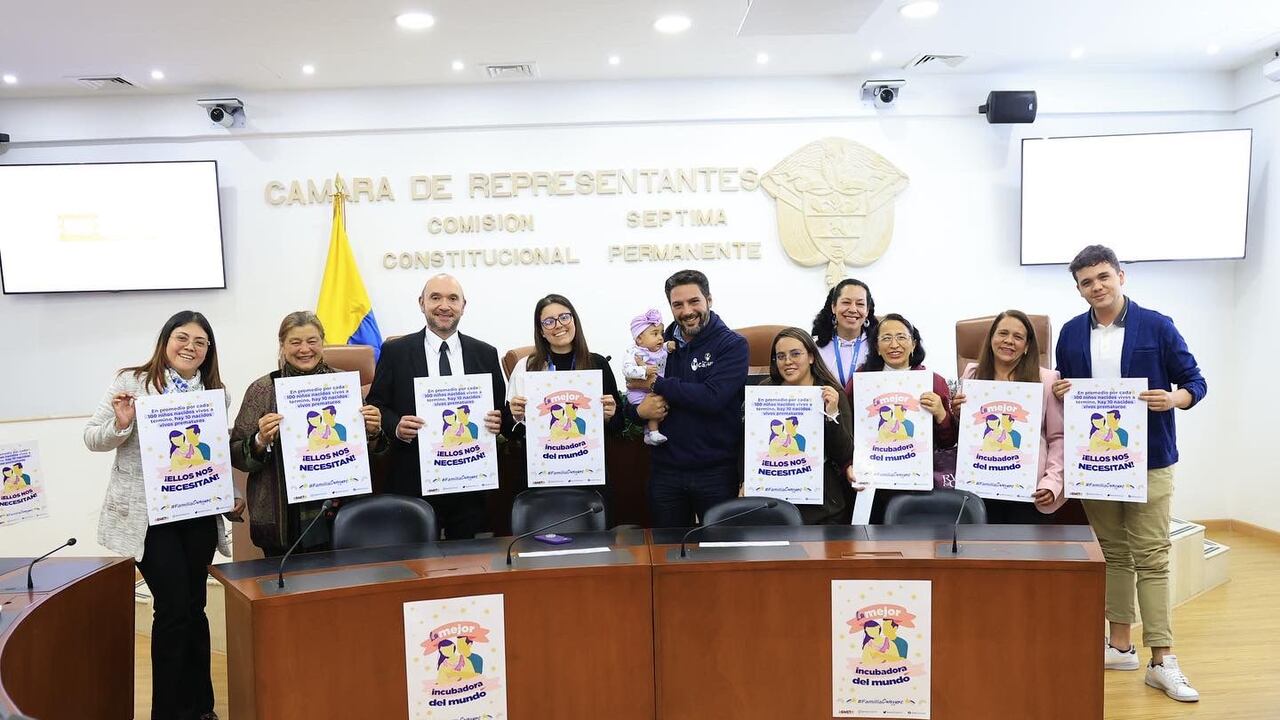 Radicación del proyecto de ley que busca garantizar acceso al Programa Madre Canguro en todo Colombia.