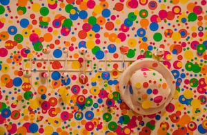 Imagen de la exposición de Yayoi Kusama en el Museo de Louisiana de Arte Moderno, Dinamarca, en 2015. Susanne Nilsson/Flickr, CC BY-SA