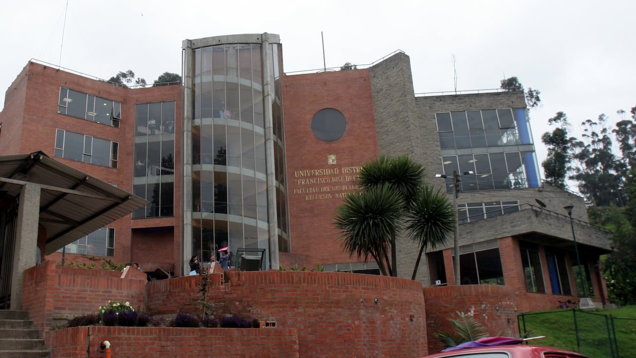 DENUNCIA UNIVERSIDAD DISTRITAL