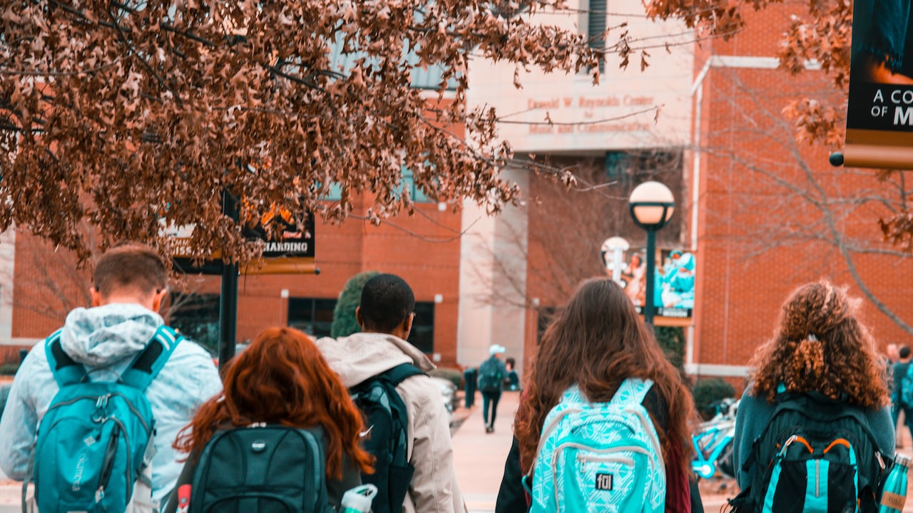 Esto es lo que debe saber sobre el programa de crédito beca.