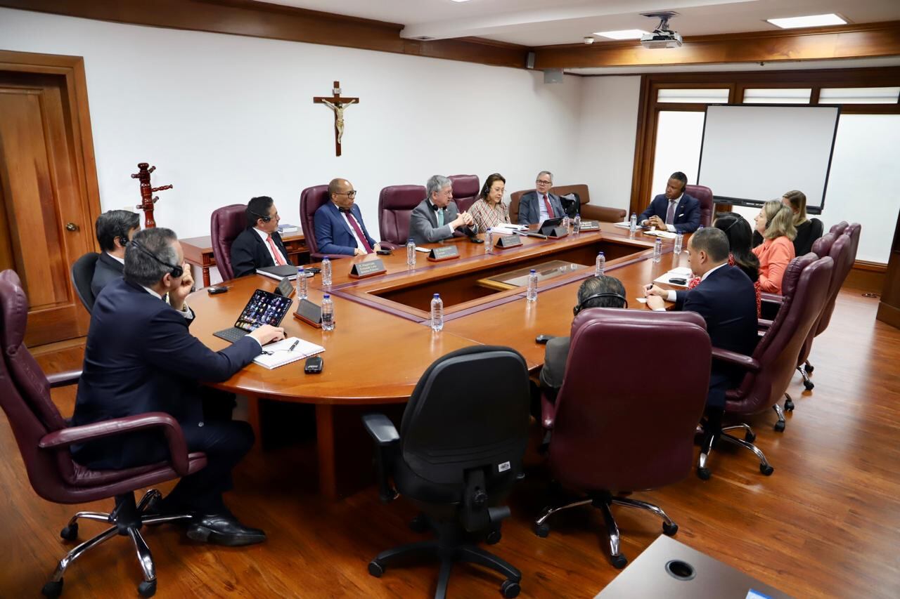 Info: reunión Corte Suprema de Justicia con el fiscal adjunto de Estados Unidos Fiscal Kenneth A. Polite